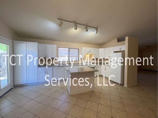 Photo - Charming 4 Bedroom in Great Location!