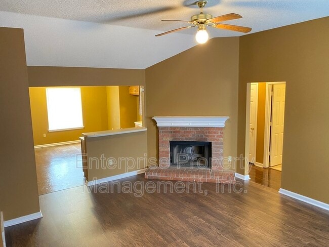 Photo - 6496 Amberwood Cove