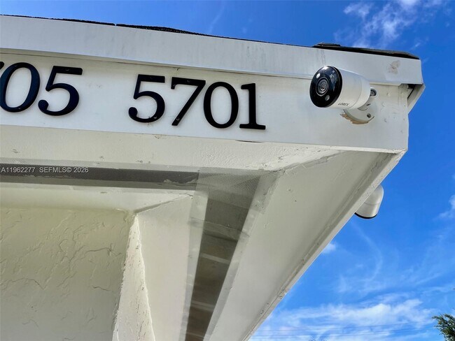 Photo - 5701 NW 28th St Unit 1-3