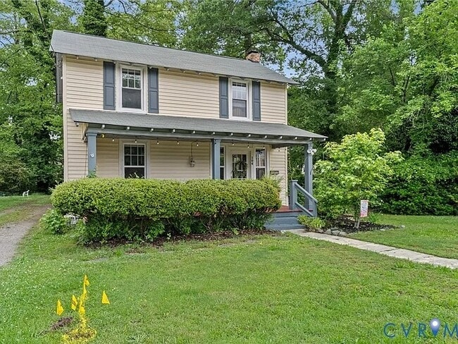 Photo - 104 E Union St