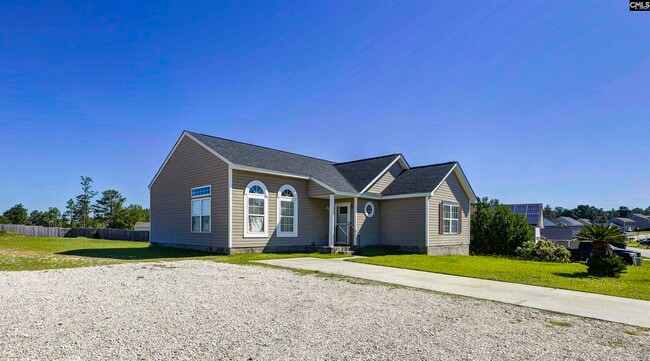 Photo - 331 Woodcote Dr