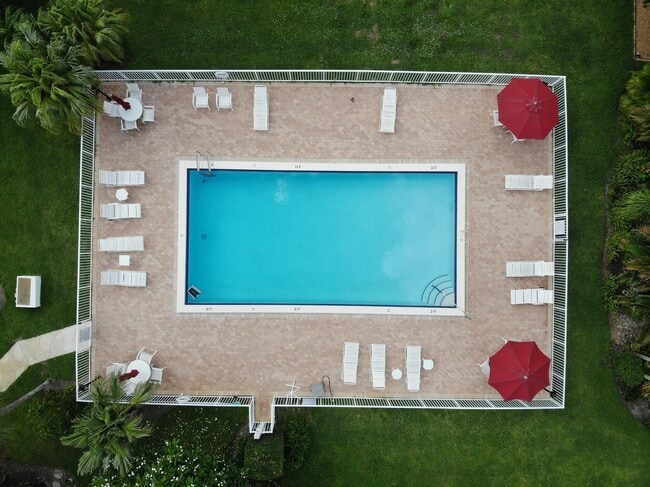 Photo - 386 Golfview Rd