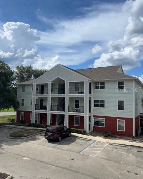 Building Photo - 2360 SW Archer Rd Unit 918