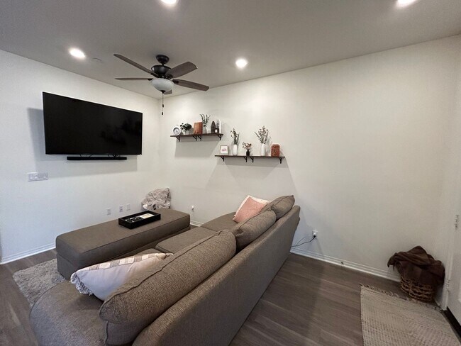Photo - Beautiful Lennar 3 Bedroom - across from MVHS!