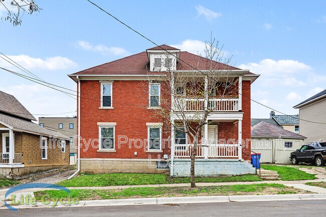 Building Photo - 18 Indiana Ave SW