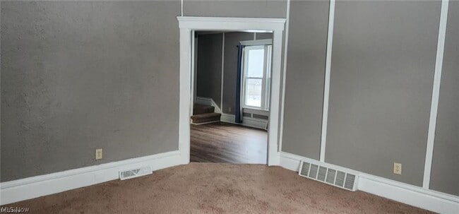 Photo - 244 Arch St