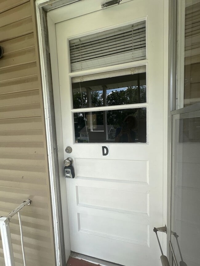 Photo - 408 3rd Ave NW Unit D
