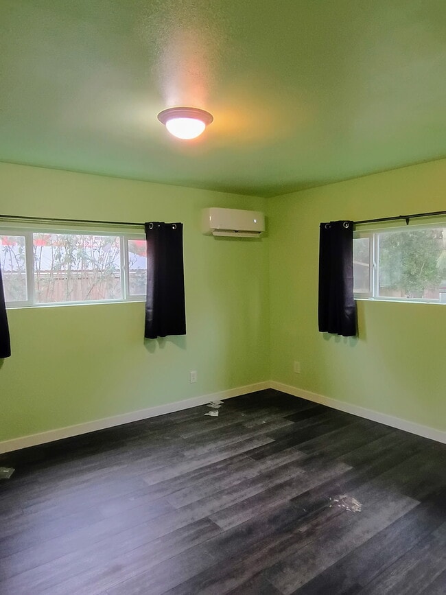 Photo - 455 N Cammann St