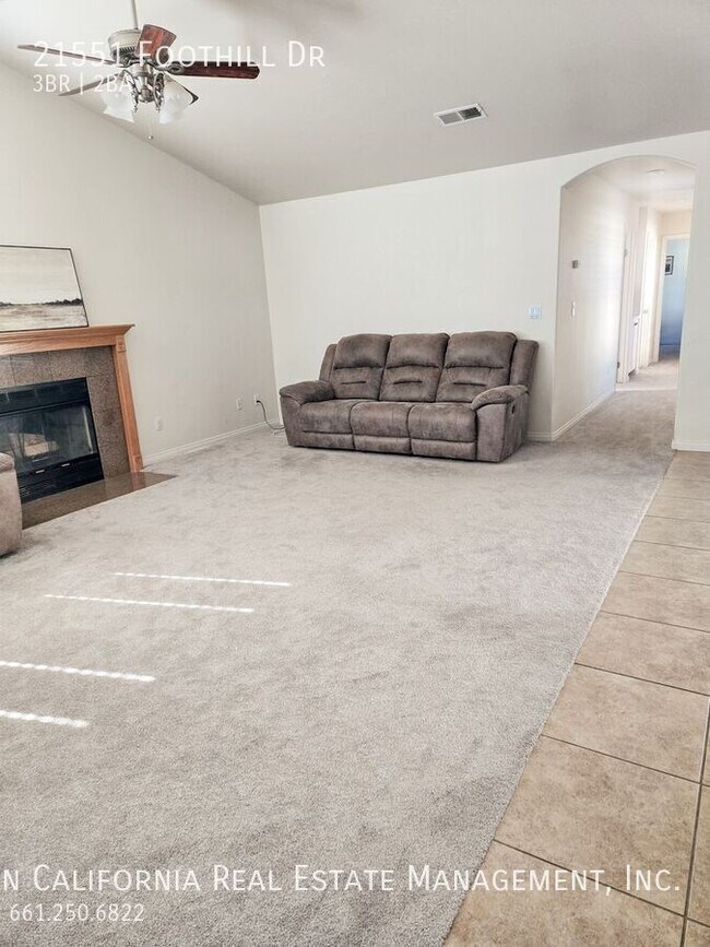 Photo - 21551 Foothill Dr