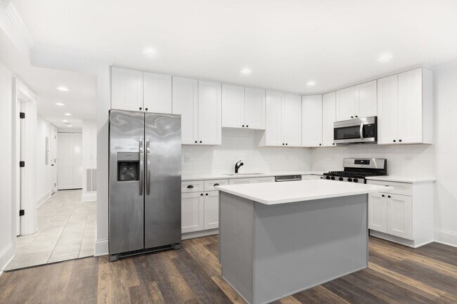 Photo - 7314 N Claremont Ave Unit GN