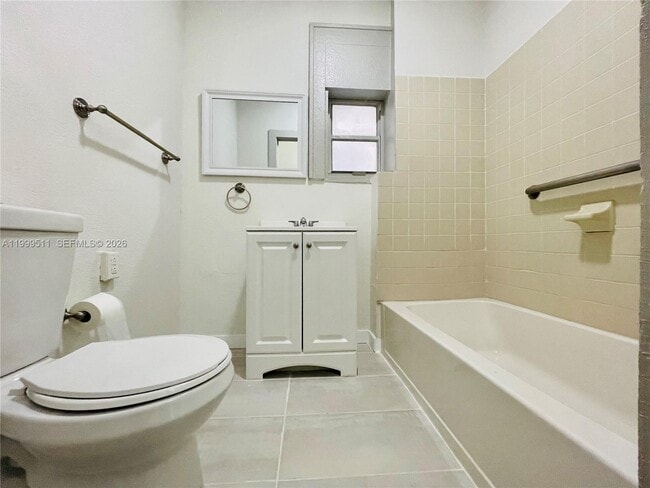 Photo - 442 SW 10th Ave