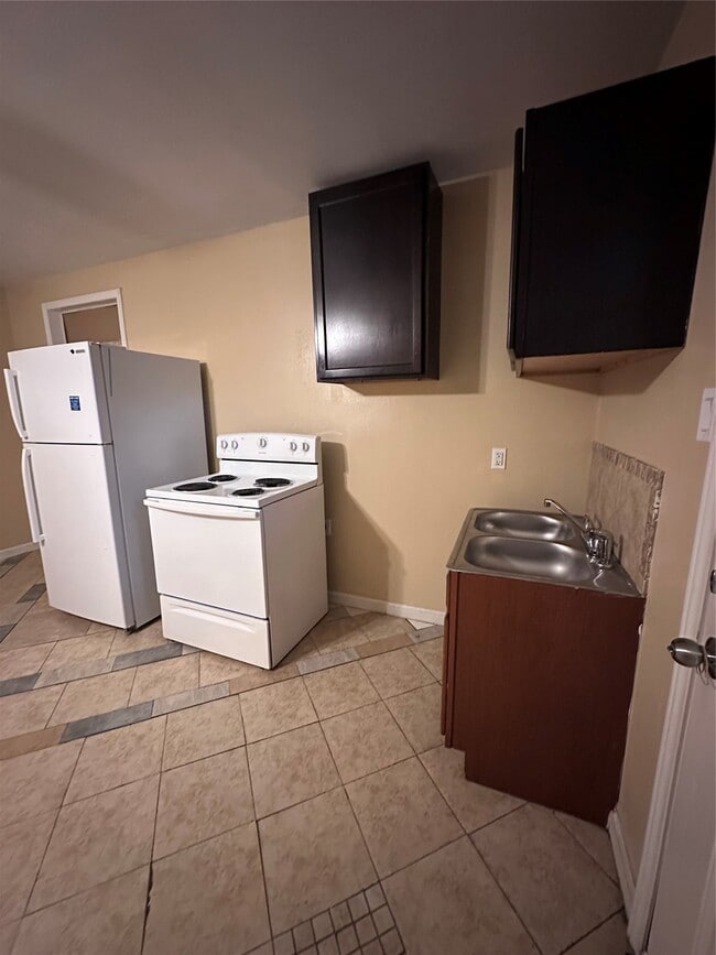 Photo - 5530 Gatewood St