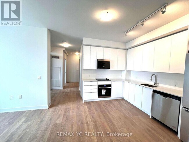 Photo - 2920 Hwy 7 Unité 1105