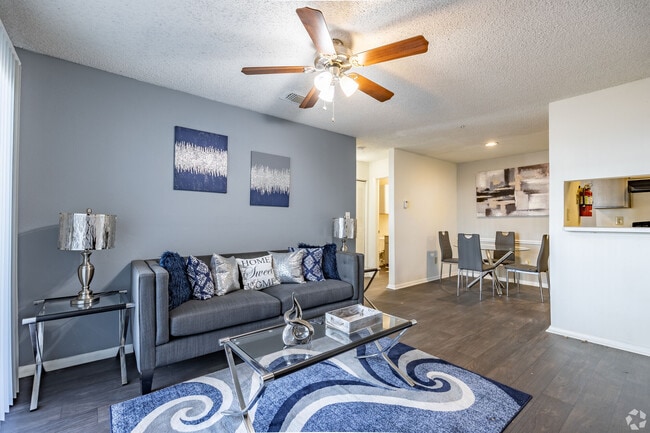 Photo - Covington Glen