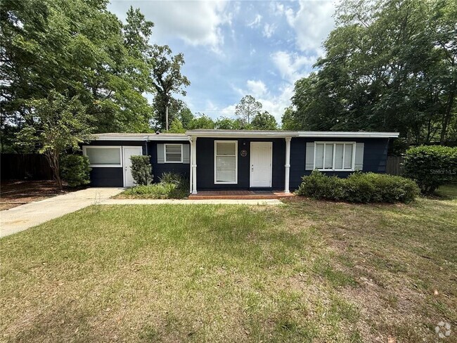 Building Photo - 313 NW 34th Dr Rental