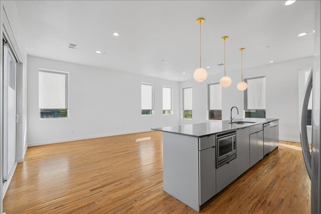 Photo - 1715 Bennett Ave Unit 104