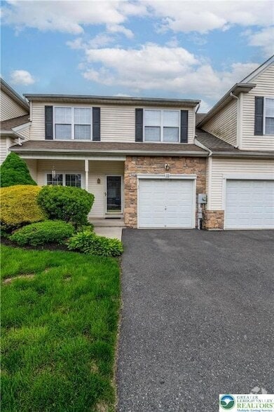Building Photo - 11 Cobblestone Dr Rental