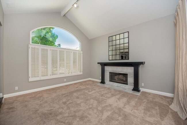 Photo - Eastside Beauty within walking distance to the Back Bay