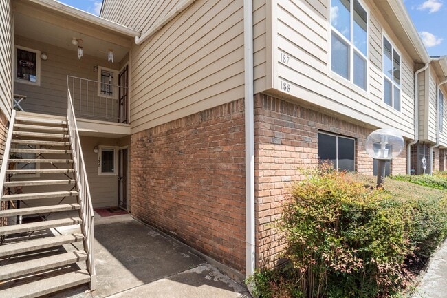Building Photo - 5005 Georgi Ln Unit 188 Rental