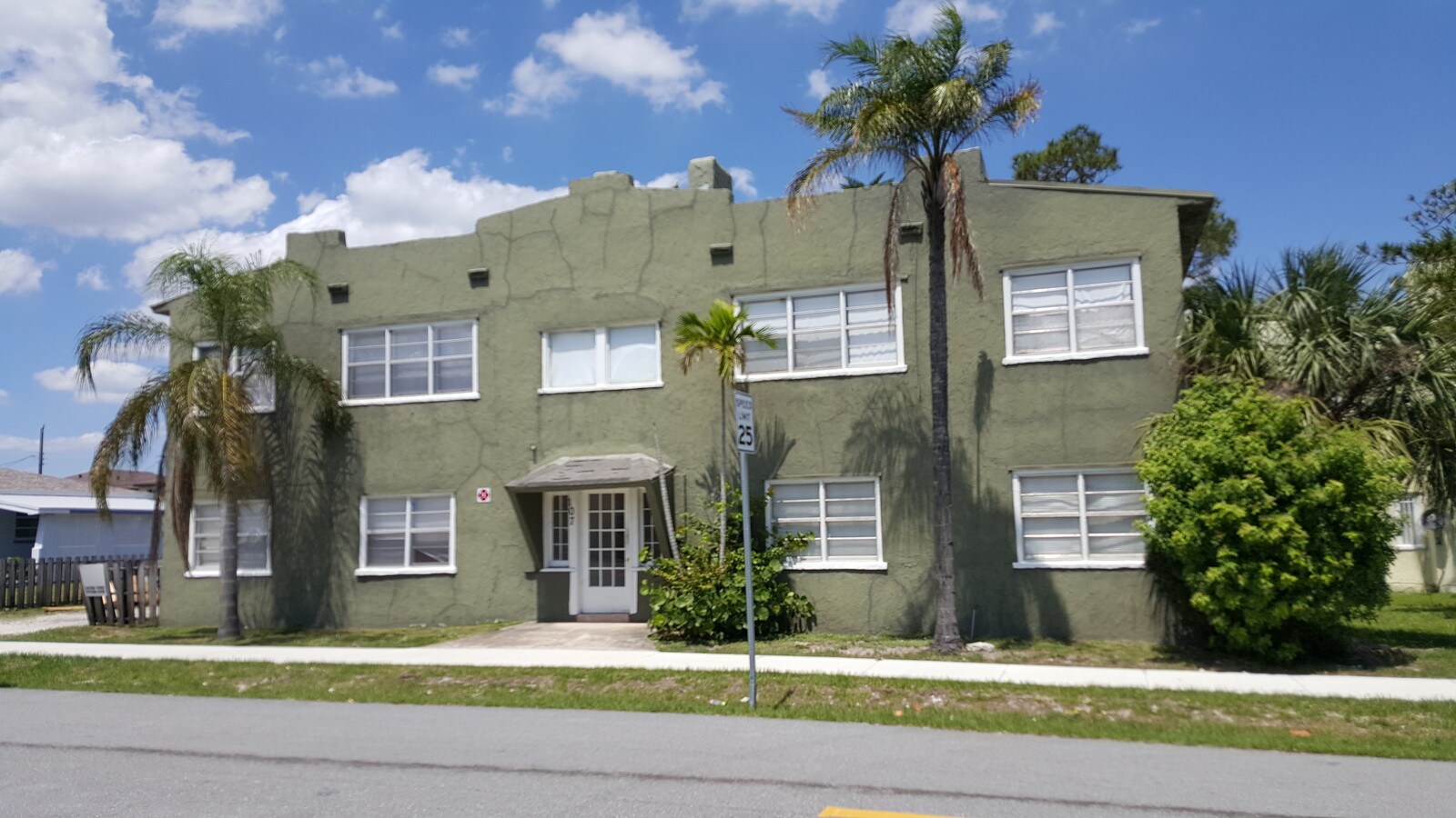 Photo - 107 SW 2nd Ave