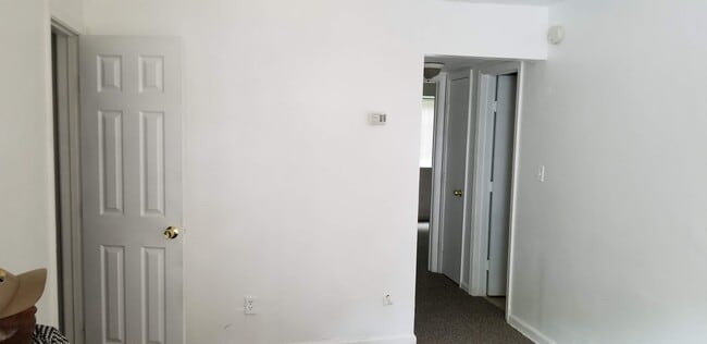 Photo - 308 31st W St Unit F