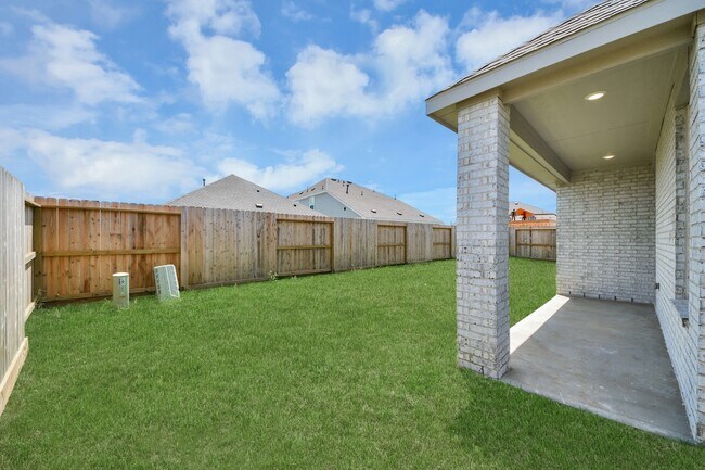 Photo - 29515 Pondview Dr