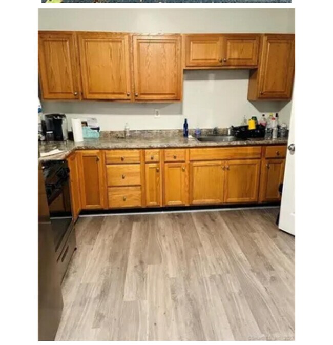 11 Clark St Apartments East Hartford CT ForRent com 11 Clark St Apartments East Hartford CT ForRent com