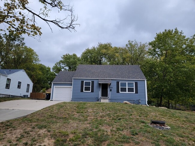 Photo - 3 bed 2 bath ready now