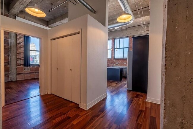 Photo - 1535 Walnut St Unit 701 Unit Campbell Lofts 701 in KC