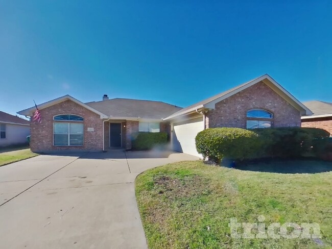 Photo - 917 Red Oak Trails