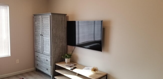 Photo - 460 Washington St