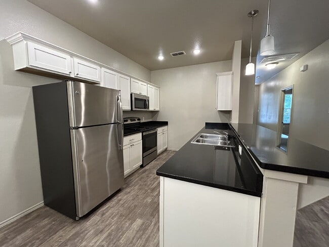 Photo - Beautiful Townhome Located Near Texas Tech...