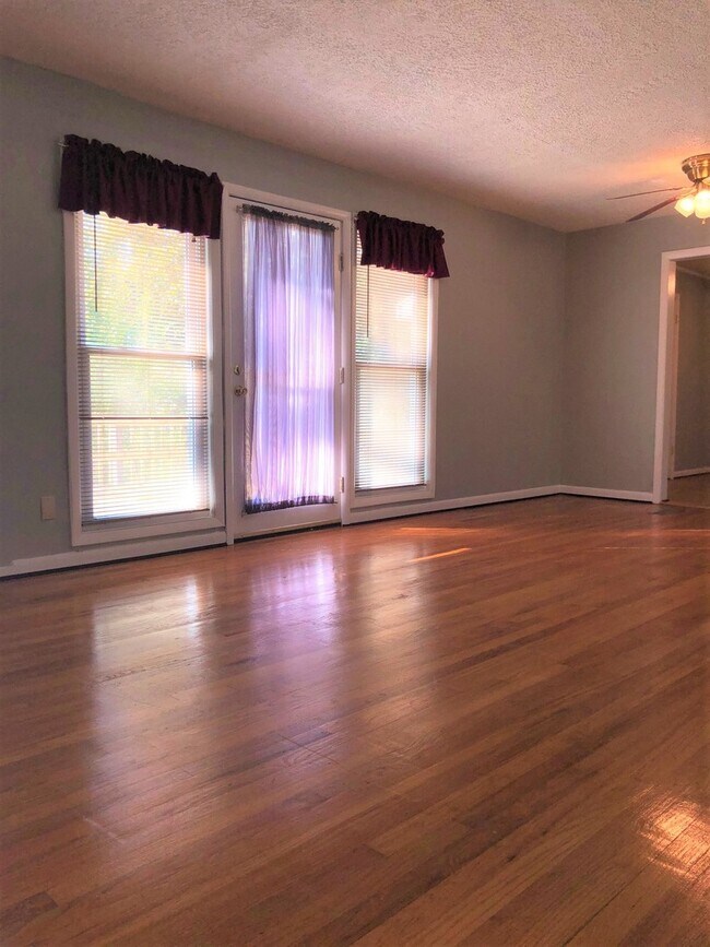 98 Montclair Circle in Oxford !!! House House Rental in Oxford, AL