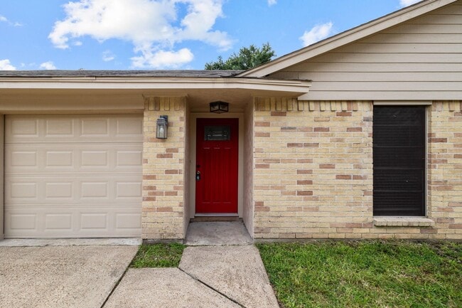 8122 Swan Meadow Ln