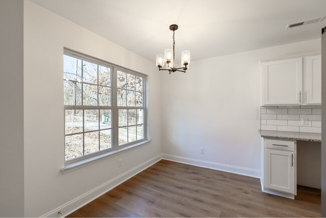 Photo - 812 Aubrey Ave