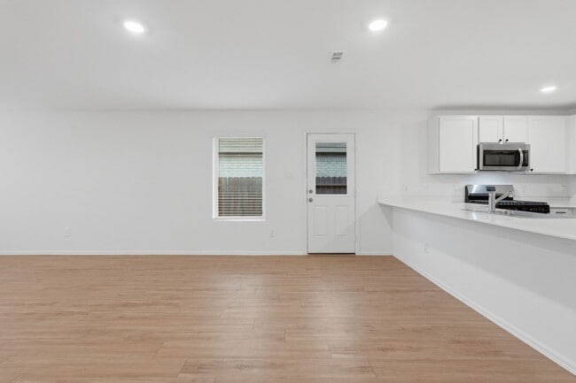 Photo - 235 River Grv Ct