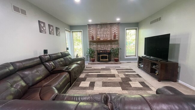 Photo - 1027 Congress Dr