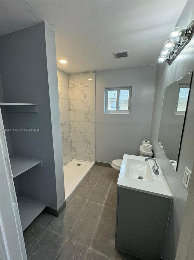 Photo - 1115 9th St