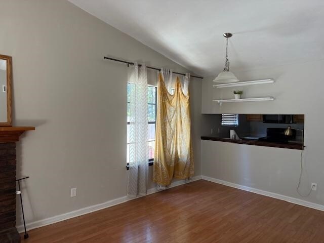 Photo - 1175 Brafforton Way