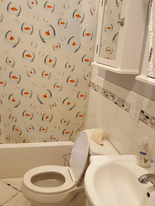 Photo - 179 College Ave