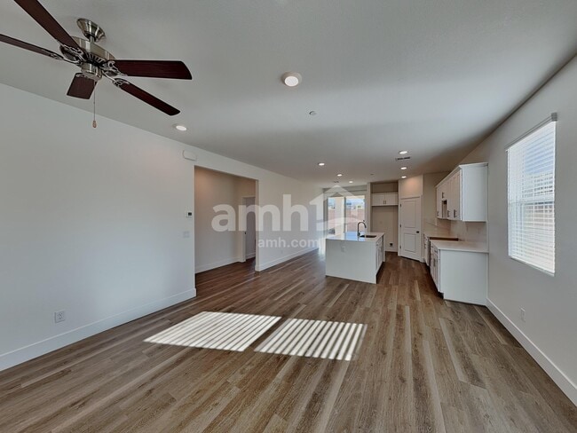 Photo - 677 Crimson Flare Ct