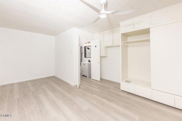 Photo - 4543 Rockland Pl