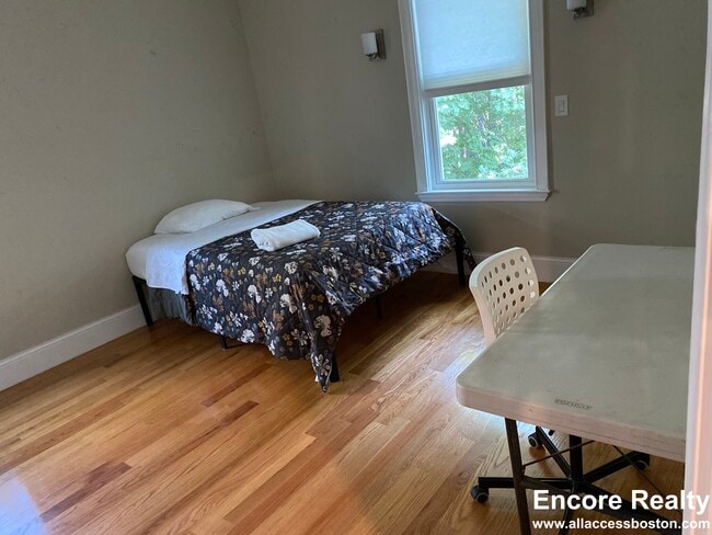 1777 Commonwealth Ave Unidad 2