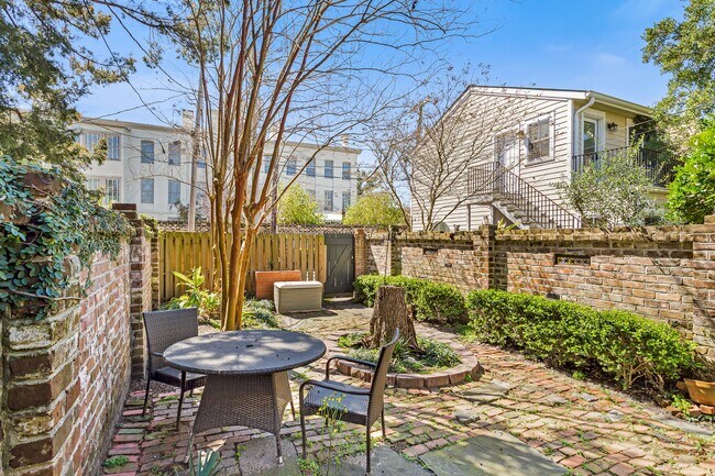 Photo - 545 E Congress St