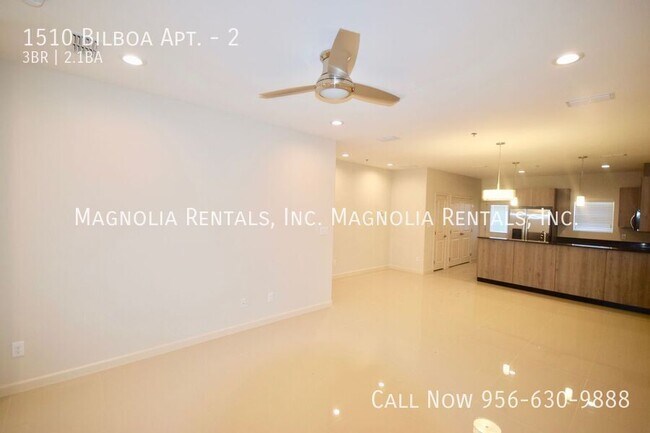 Photo - 1510 S Bilboa St Unidad 2