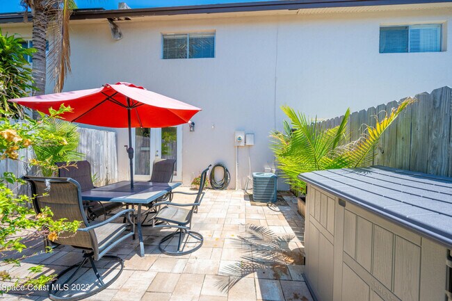 Photo - 1135 Steven Patrick Ave