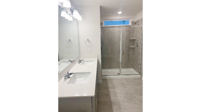 Photo - 612 Creekway Dr