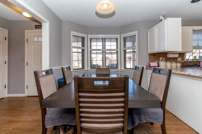 Photo - Large SW CoMo Duplex - 4 bed - 2.5 bath