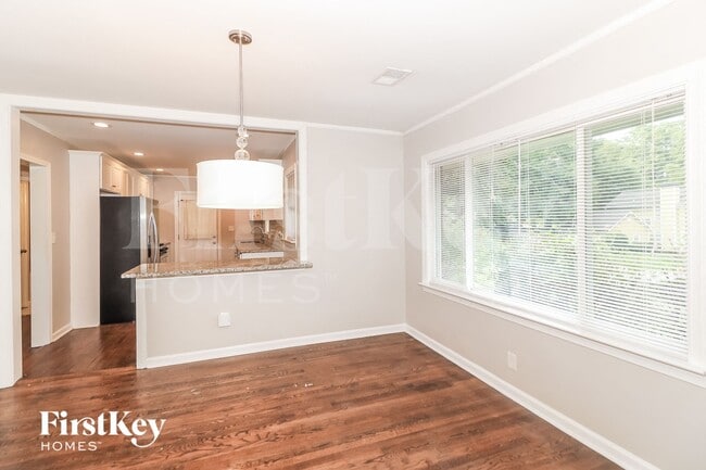 Photo - 2802 Glenvalley Dr