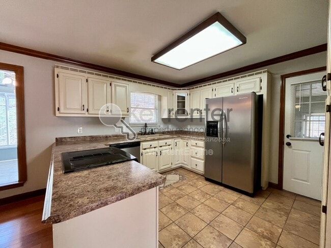 Photo - 4704 Privateer Rd